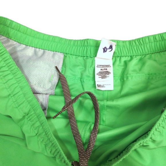 THE NORTH FACE SHORTS - Picture 2 of 5